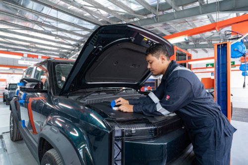 iCaur Damansara by Carramax Luxe opens – brand’s seventh dealership is new flagship outlet in Malaysia