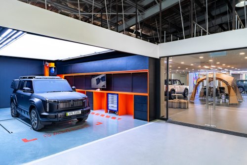 iCaur Damansara by Carramax Luxe opens – brand’s seventh dealership is new flagship outlet in Malaysia