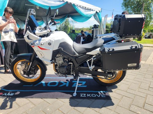 Kove Moto Malaysia launches 800X GT, RM48,888