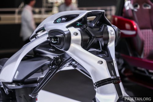 Yamaha unveils prototype alternate fuel vehicles and EVs at 2025 Japan Mobility Show in Tokyo