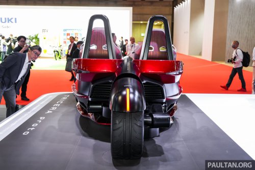 Yamaha unveils prototype alternate fuel vehicles and EVs at 2025 Japan Mobility Show in Tokyo