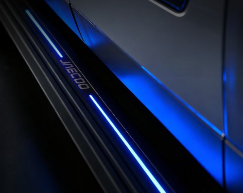 AWD, Jaecoo J7 AWD in Malaysia now comes with electric side steps and side tookit box – still RM153,800 OTR
