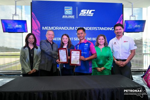 2025 MotoGP: Hakim makes home track Moto3 debut