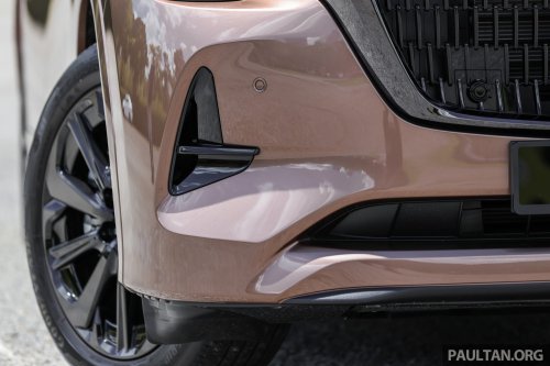 Mazda CX-80 2.5G PHEV AWD in Malaysia – three-row SUV, captain seats, 65 km NEDC EV range; RM297k