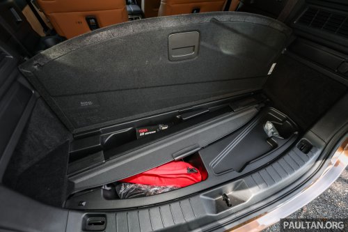 Mazda CX-80 2.5G PHEV AWD in Malaysia – three-row SUV, captain seats, 65 km NEDC EV range; RM297k