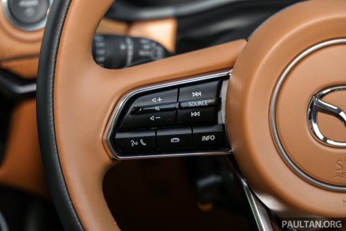 Mazda CX-80 2.5G PHEV AWD in Malaysia – three-row SUV, captain seats, 65 km NEDC EV range; RM297k