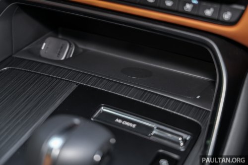 Mazda CX-80 2.5G PHEV AWD in Malaysia – three-row SUV, captain seats, 65 km NEDC EV range; RM297k