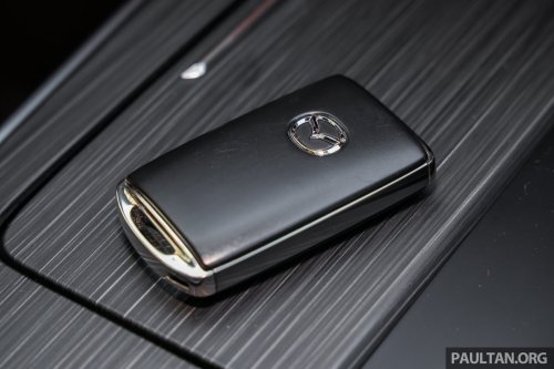 Mazda CX-80 2.5G PHEV AWD in Malaysia – three-row SUV, captain seats, 65 km NEDC EV range; RM297k