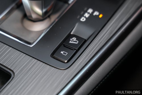 Mazda CX-80 2.5G PHEV AWD in Malaysia – three-row SUV, captain seats, 65 km NEDC EV range; RM297k