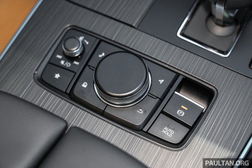 Mazda CX-80 2.5G PHEV AWD in Malaysia – three-row SUV, captain seats, 65 km NEDC EV range; RM297k