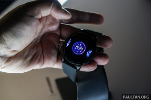 Perodua P-Go smartwatch – 1.43″ AMOLED; HR, sleep, blood pressure/O2 monitor; works as car key, RM950