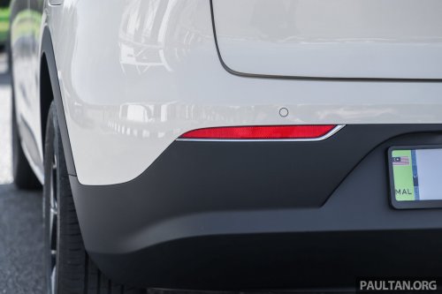 2027 Geely Xingyuan/EX2 spied – new wheels, column shifter; more range for Proton eMas 5 twin?