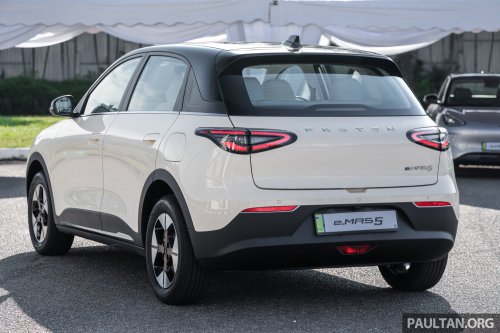 Proton, Proton eMas 5 – 216 units delivered, 14.6k bookings; eMas 7 sales at 9,336 units in 2025, incl 659 exports