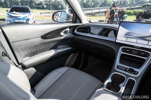 Proton eMas 5 spec-by-spec comparo – RM57k for 79 PS, 225 km Prime; RM70k for 116 PS, 325 km Premium