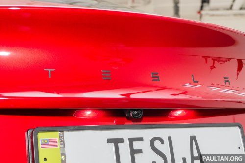 2026 Tesla Model 3 Long Range RWD in Malaysia – 750 km WLTP, indicator stalk, black badges, RM185k