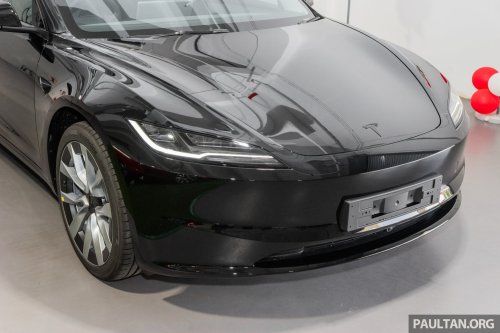 2026 Tesla Model 3 Long Range RWD in Malaysia – 750 km WLTP, indicator stalk, black badges, RM185k