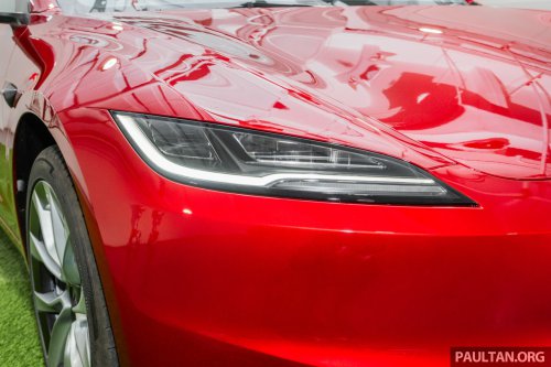 2026 Tesla Model 3 Long Range RWD in Malaysia – 750 km WLTP, indicator stalk, black badges, RM185k
