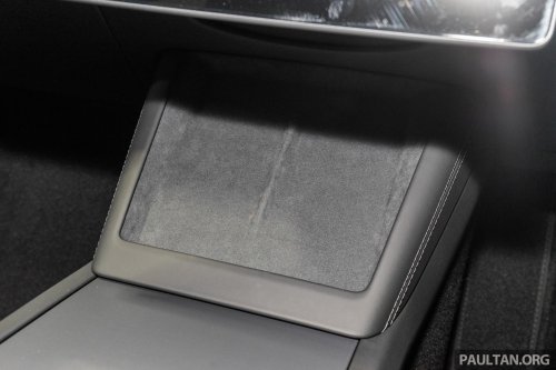 2026 Tesla Model 3 Long Range RWD in Malaysia – 750 km WLTP, indicator stalk, black badges, RM185k