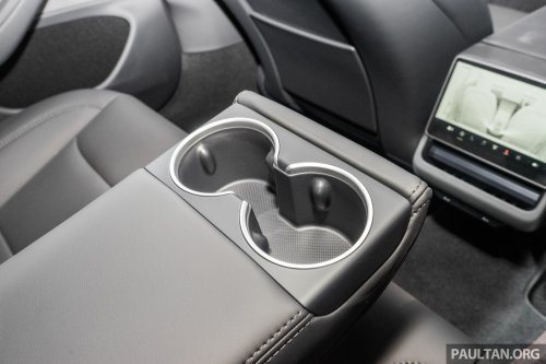 2026 Tesla Model 3 Long Range RWD in Malaysia – 750 km WLTP, indicator stalk, black badges, RM185k