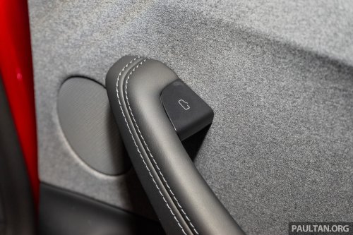 2026 Tesla Model 3 Long Range RWD in Malaysia – 750 km WLTP, indicator stalk, black badges, RM185k