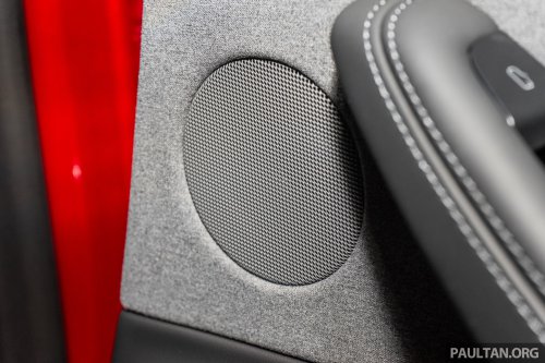 2026 Tesla Model 3 Long Range RWD in Malaysia – 750 km WLTP, indicator stalk, black badges, RM185k