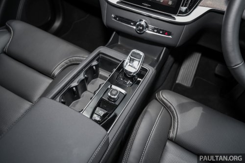 2026 Volvo XC90 facelift gets new Aurora Silver colour – B5 MHEV at RM418,888, T8 PHEV RM434,888