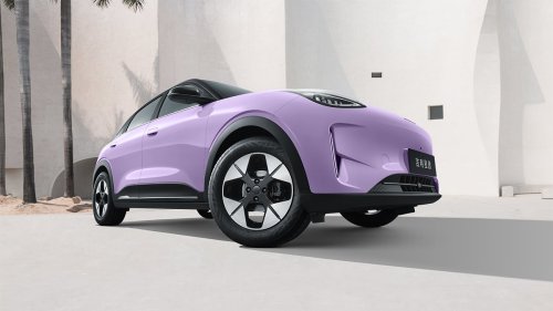 2027 Geely Xingyuan/EX2 spied – new wheels, column shifter; more range for Proton eMas 5 twin?