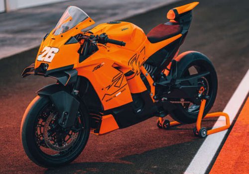 2026 KTM 990 RC R enters supersports bike market