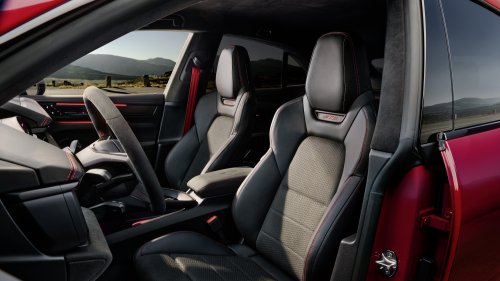 2026 Porsche Macan GTS – first EV version, 571 PS, 0-100 km/h 3.8 secs, 586 km WLTP, sports-tuned chassis