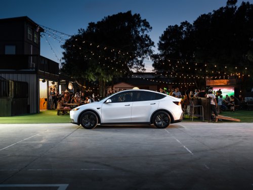 2026 Tesla Model Y AWD revealed – base model drops Standard name; 0-100 km/h 4.8 secs, 473 km range