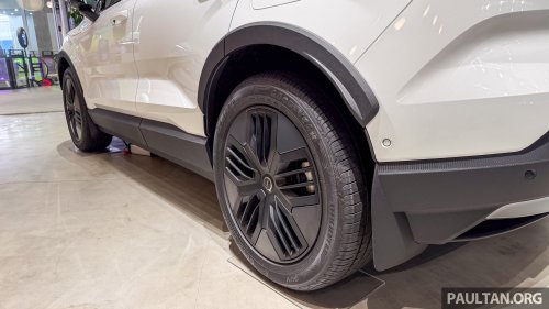 Volvo EX30 Cross Country – off-road styled electric crossover coming to Malaysia in early 2026