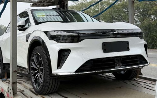 Zeekr, Zeekr 7X facelift to gain new bumpers, tailgate, 900-volt architecture – up to 1,320 kW DC fast charging?