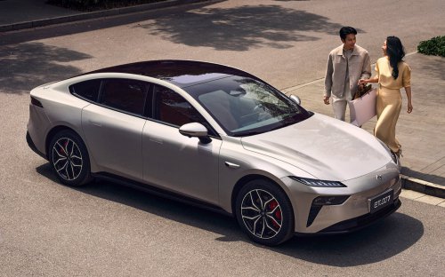 Dongfeng Yipai 007 spotted in Malaysia – EV sedan with up to 650 km CLTC range, 544 PS; launch soon?