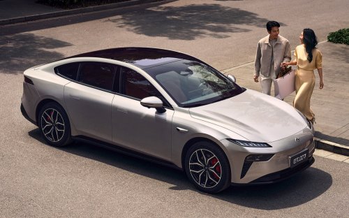 Dongfeng Yipai 007 spotted in Malaysia – EV sedan with up to 650 km CLTC range, 544 PS; launch soon?