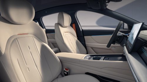 Dongfeng Yipai 007 spotted in Malaysia – EV sedan with up to 650 km CLTC range, 544 PS; launch soon?