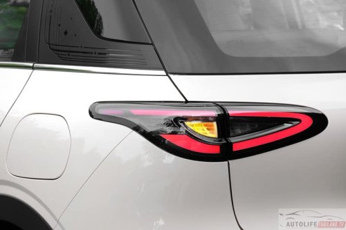 Geely EX2 in Thailand – Proton eMas 5, but with larger battery as standard, power seat, tonneau cover