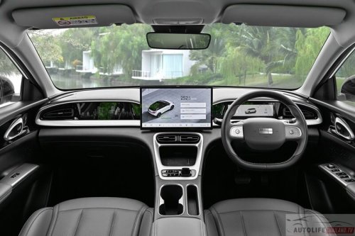 Geely EX2 in Thailand – Proton eMas 5, but with larger battery as standard, power seat, tonneau cover