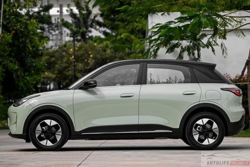 Geely EX2 in Thailand – Proton eMas 5, but with larger battery as standard, power seat, tonneau cover