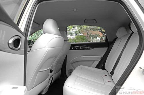 Geely EX2 in Thailand – Proton eMas 5, but with larger battery as standard, power seat, tonneau cover