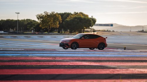 Genesis GV60 Magma – brand’s first production high-performance model; 650 hp/770 Nm, 0-200 km/h 10.9 s