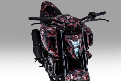 Honda shows V3R prototype at EICMA, 900 cc, V-three