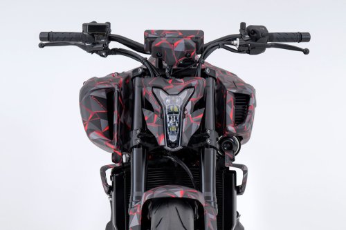 Honda shows V3R prototype at EICMA, 900 cc, V-three