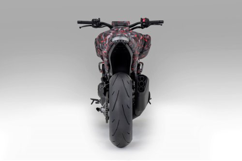 Honda shows V3R prototype at EICMA, 900 cc, V-three