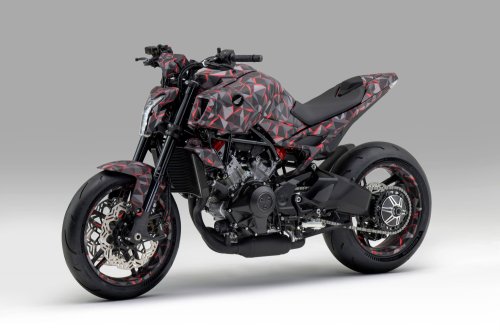 Honda shows V3R prototype at EICMA, 900 cc, V-three