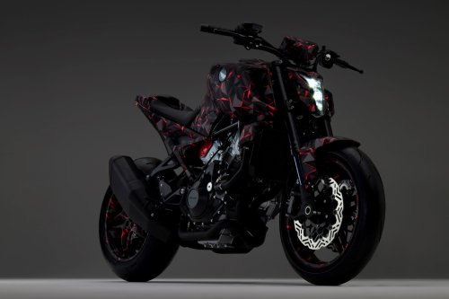 Honda shows V3R prototype at EICMA, 900 cc, V-three