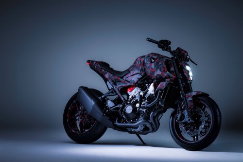 Honda shows V3R prototype at EICMA, 900 cc, V-three