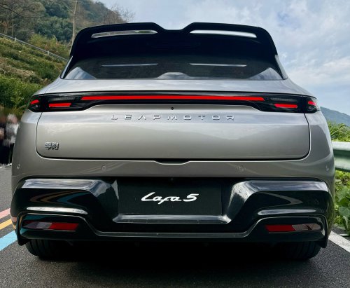 Leapmotor Lafa 5 Ultra to launch in China in Q2 2026 – sporty exterior upgrades; dual-motor powertrain?