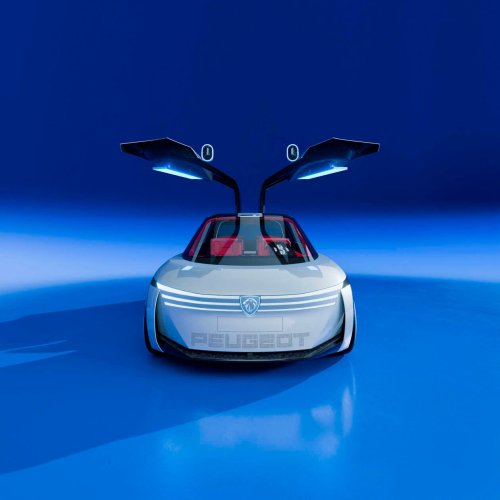 Peugeot Polygon concept shown with Hypersquare steering wheel, steer-by-wire; to feature on next 208?