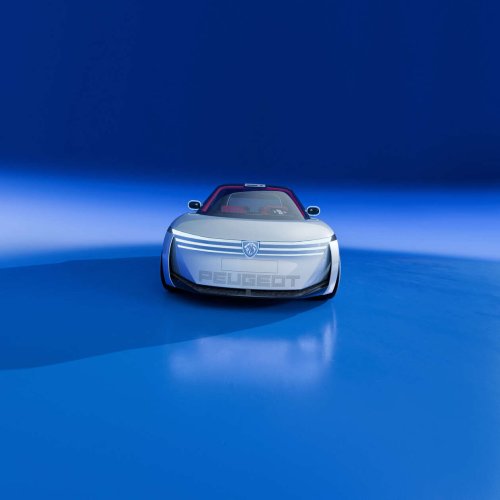 Peugeot Polygon concept shown with Hypersquare steering wheel, steer-by-wire; to feature on next 208?