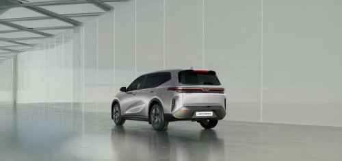 VinFast Limo Green previewed in Indonesia – EV MPV with 204 PS, up to 450 km NEDC; March 2026 launch